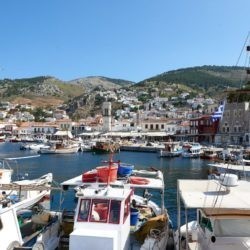 Blick in den Hafen von Hydra