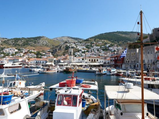Blick in den Hafen von Hydra