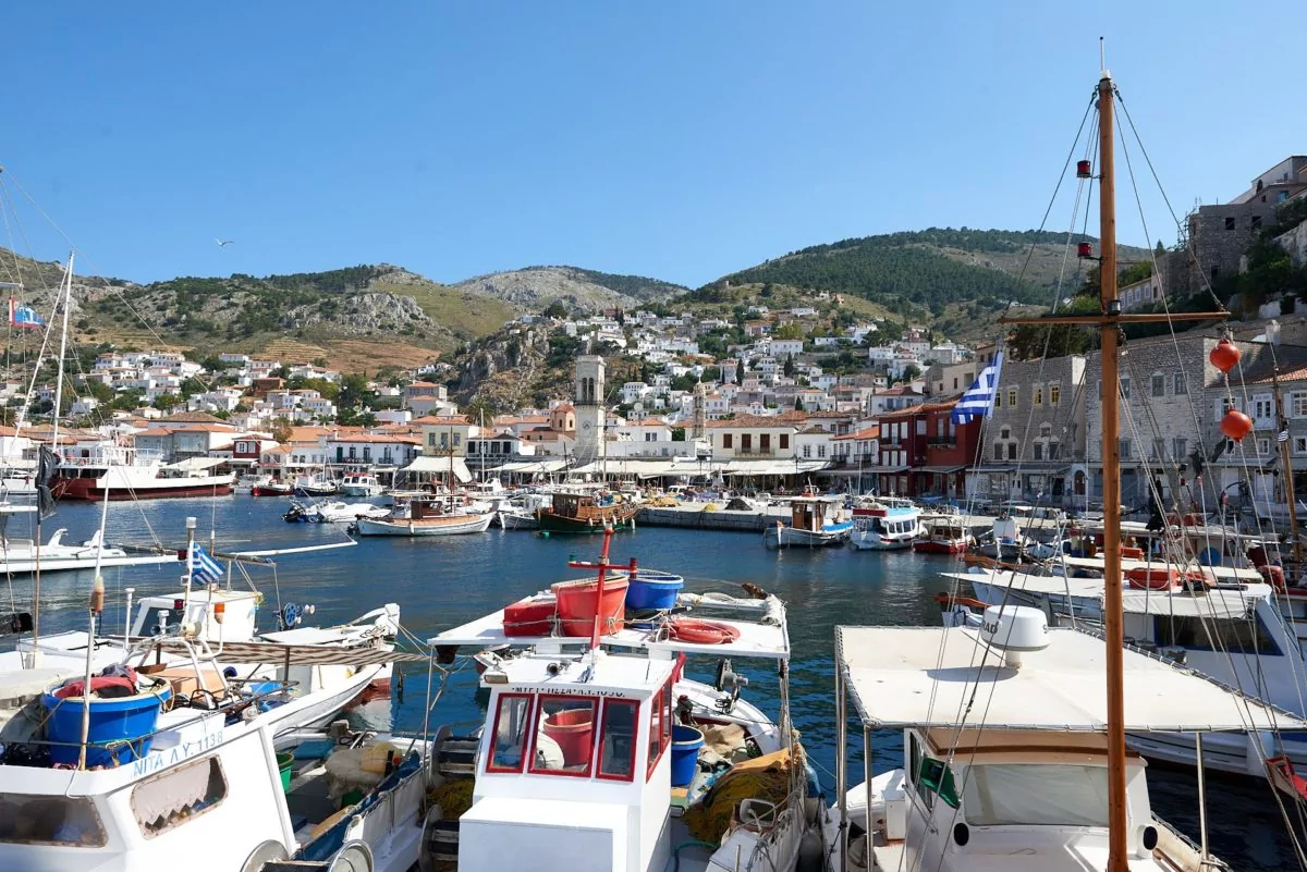 Blick in den Hafen von Hydra