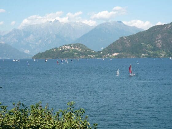 Comer See Aktivitäten Sport Surfen