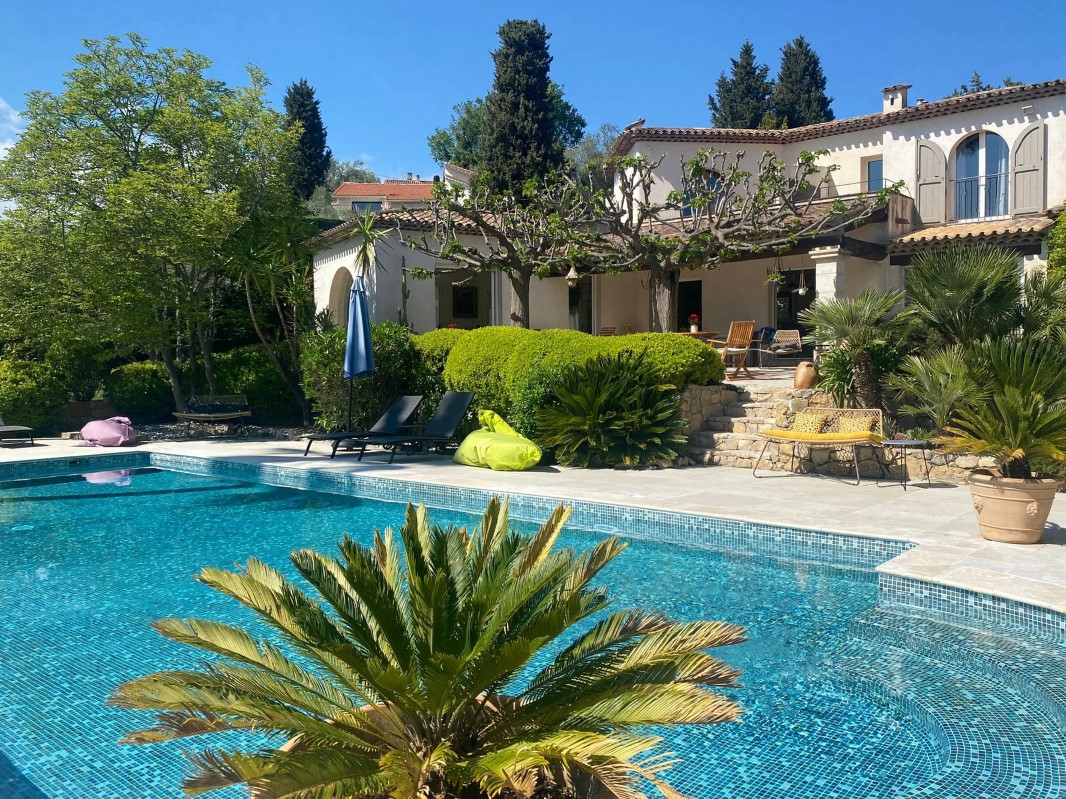 Bed and Breakfast Provence - Domaine des Mûriers