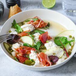 Burrata-Birnen-Schinken-Salat - Rezept Baden-Württemberg